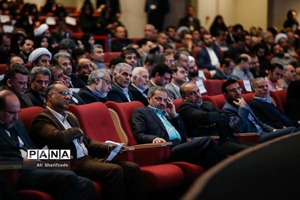 استقبال فرهنگیان از همایش گرامیداشت هفته تربیت اسلامی