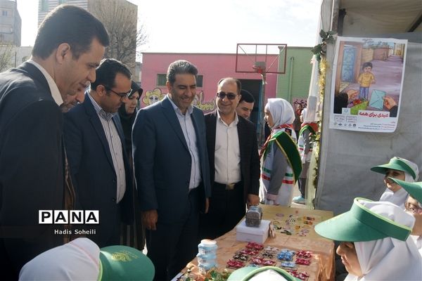 جشن نیکوکاری با حضورمدیرکل آموزش و پرورش شهرستان‌های تهران در شهرقدس