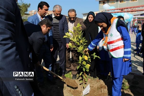 زنگ احسان و نیکوکاری در مدارس مازندران