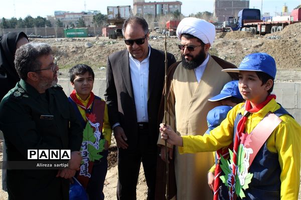 مراسم روز درخت کاری در شهرقدس