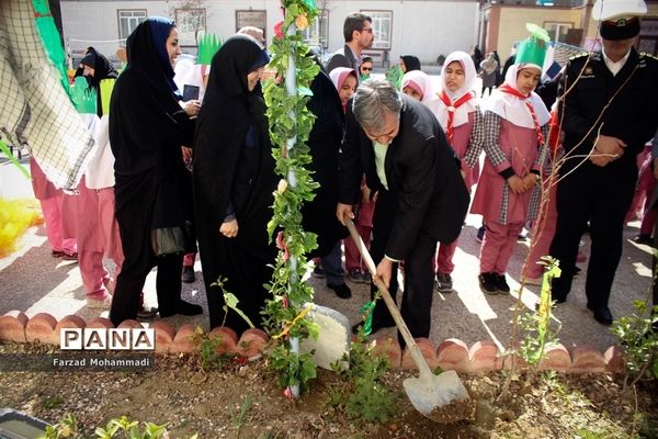 برگزاری مراسم جشن نیکوکاری و کاشت نهال در چهاردانگه