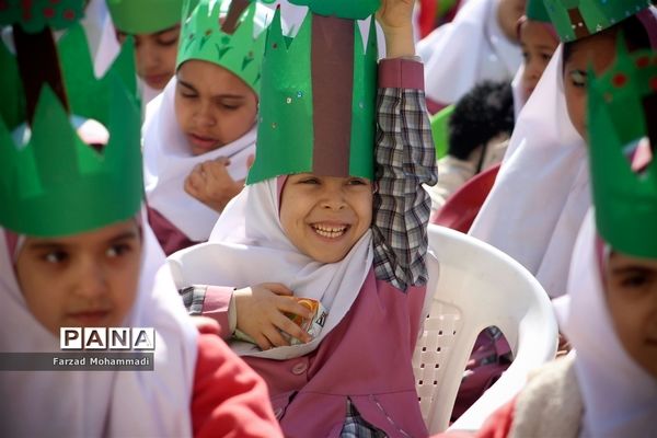 برگزاری مراسم جشن نیکوکاری و کاشت نهال در چهاردانگه