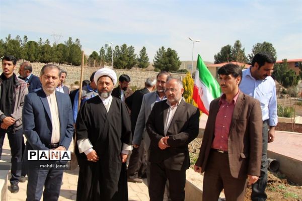 جشن درختکاری در استان قم