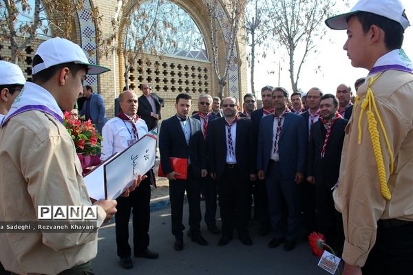 مانور سپاس مربی در ناحیه یک ری