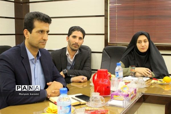 جلسه شورای معاونان اداره آموزش و پرورش شهرستان بوشهر