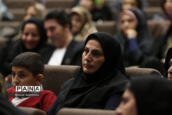 همایش بزرگ تجلیل از کارآفرینان برتر استان در تبریز