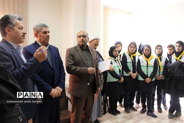 طرح گردشگری دانش‌آموزان و بازدید از اداره تامین اجتماعی