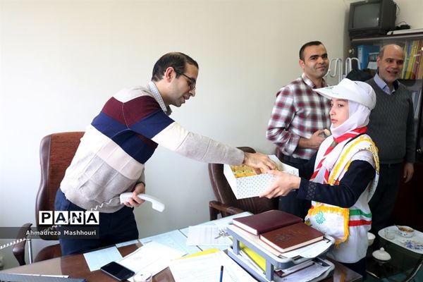 مراسم گرامیداشت هفته امور تربیتی اعضای منتخب پیشتازان آذربایجان شرقی