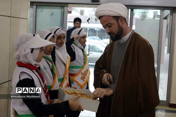 مراسم گرامیداشت هفته امور تربیتی اعضای منتخب پیشتازان آذربایجان شرقی