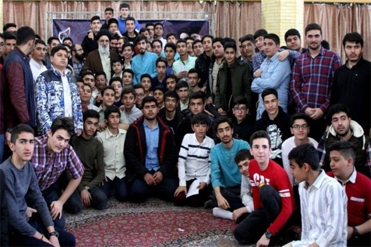 نماینده ولی‌فقیه در استان البرز: جوانان مخاطبان اصلی بیانیه گام دوم رهبر معظم انقلاب هستند