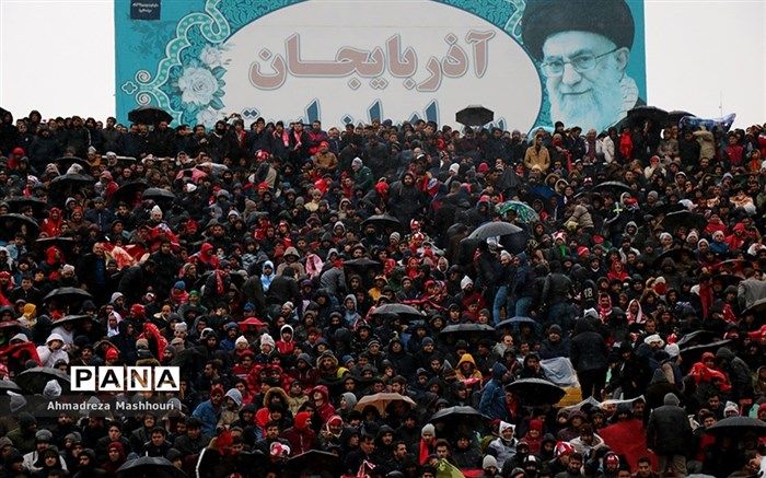 "تراکتوری‌های" سابق سپاهان در میان پرشورها به مصاف تراکتورسازی می‌روند