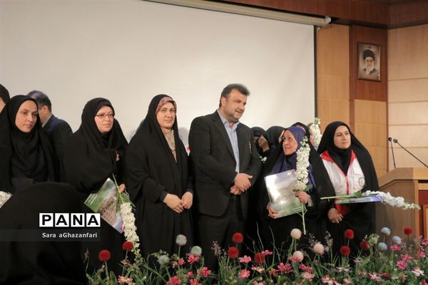 آیین تجلیل از بانوان نمونه مازندران