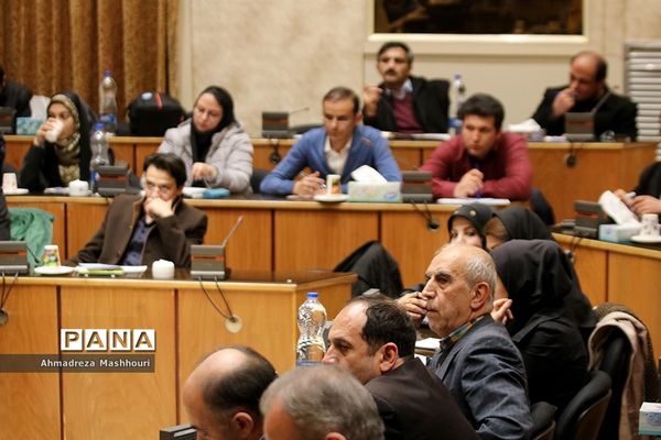 نشست خبری رئیس دانشگاه  علوم پزشکی در تبریز