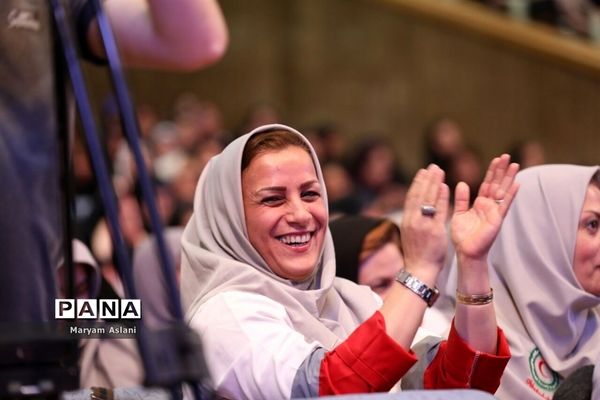 آیین نکوداشت مقام زن در جمعیت هلال احمر استان تهران