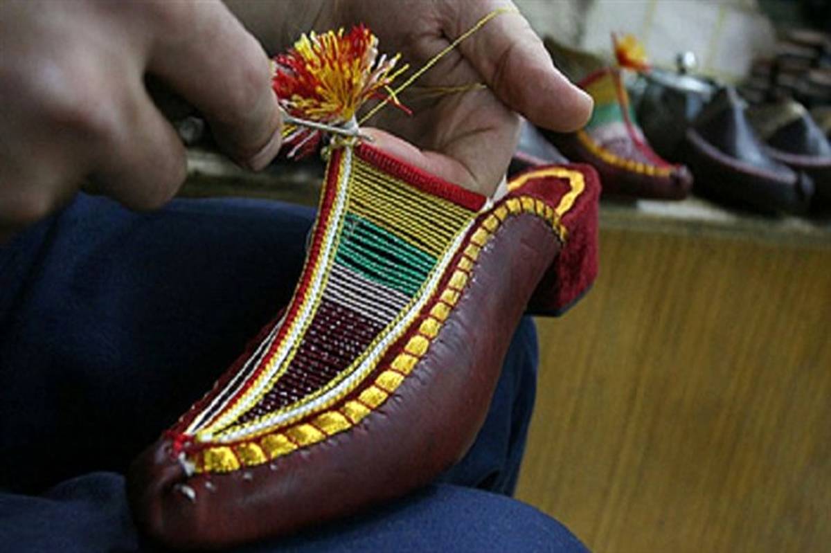 صنایع دستی دیرینه آذربایجان غربی احیا شود
