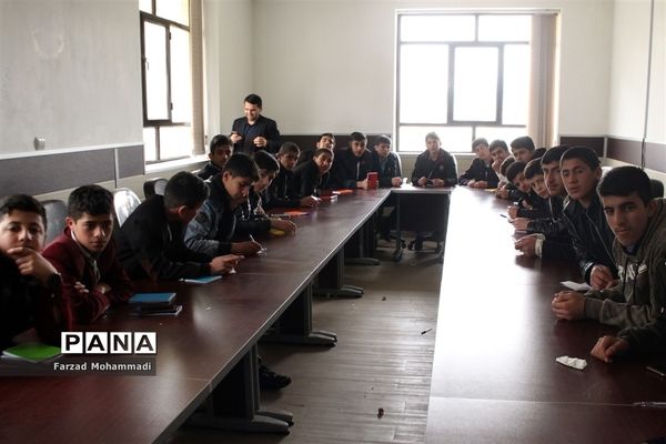 کارگاه‌های آموزشی دومین دوره جشن تکلیف دانش‌آموزان پسر عشایر کشور در شهریار