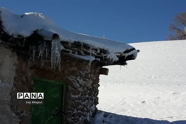 روستای سررگ از توابع شهرستان دهدز در خوزستان سپید پوش شد