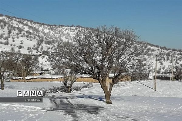 روستای سررگ از توابع شهرستان دهدز در خوزستان سپید پوش شد