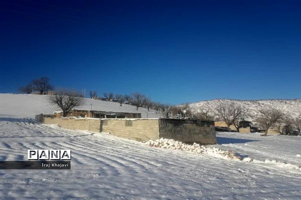 روستای سررگ از توابع شهرستان دهدز در خوزستان سپید پوش شد