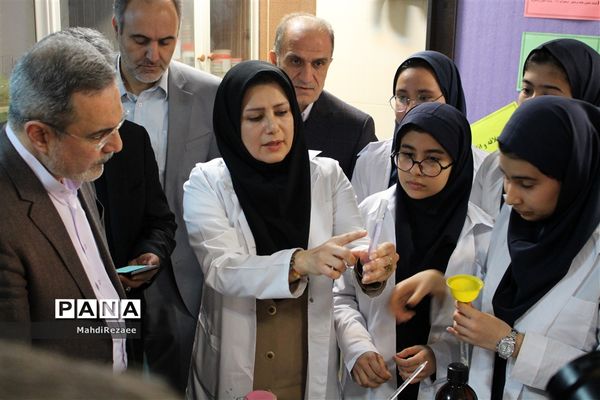 بازدید وزیر آموزش و پرورش از برنامه ویژه مدارس استان البرز