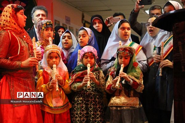 بازدید وزیر آموزش و پرورش از برنامه ویژه مدارس استان البرز