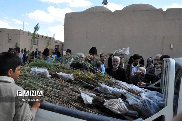 جشن نیکوکاری در نمازجمعه شهرستان خوسف