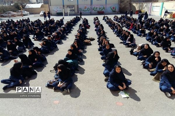 برگزاری مراسم جشن نیکوکاری و تقدیر از دانش آموزان برتر مدرسه فاطمیه ملارد