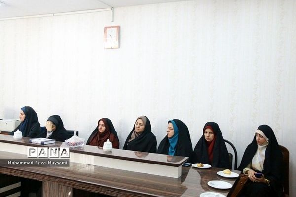 دیدار مدیرکل آموزش و پرورش استان سمنان با همکاران حوزه امور تربیتی