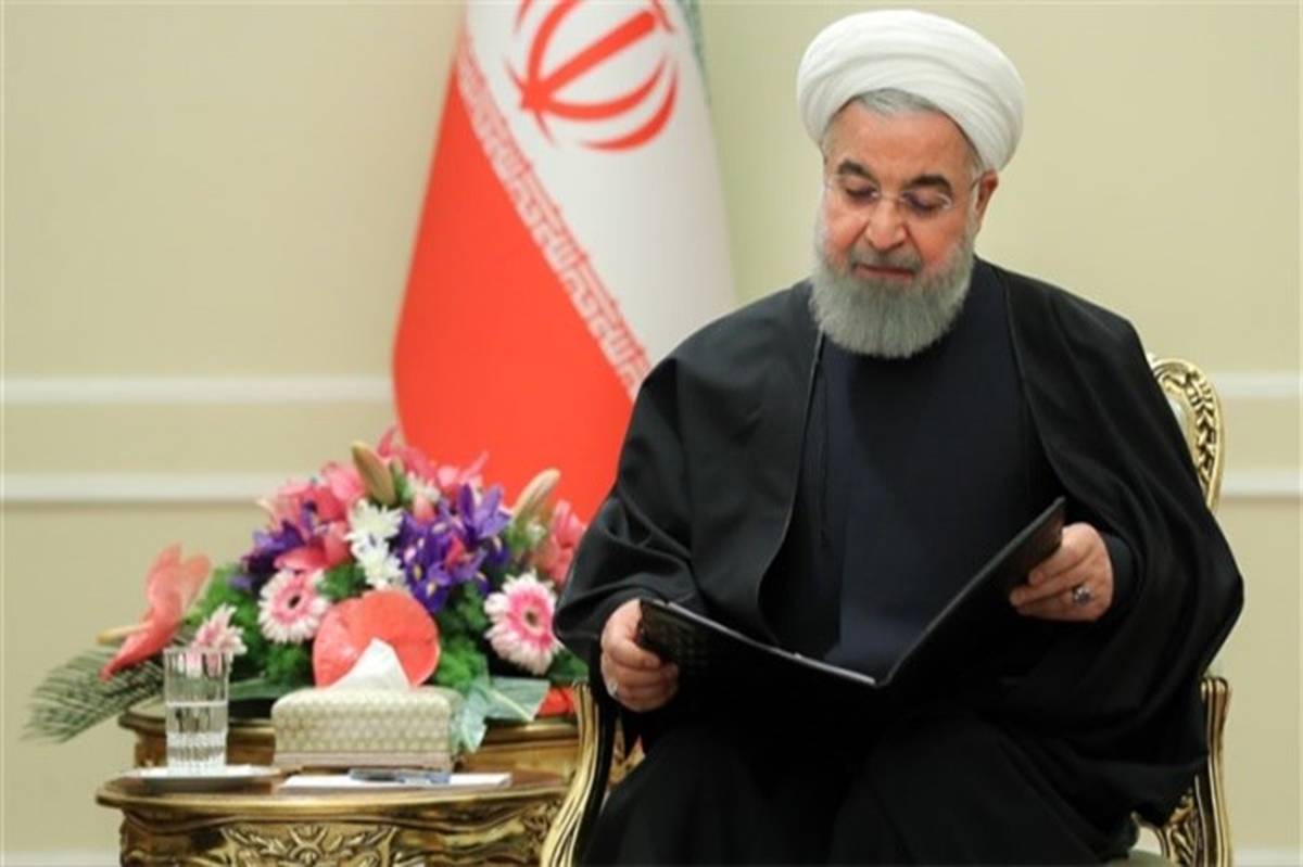 روز پرکار روحانی؛ استوارنامه 8 سفیر تقدیم رئیس‌جمهوری شد