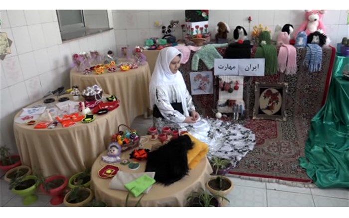 برپایی نمایشگاه توانمندی های دانش آموزان در نمین