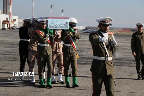 استقبال از شهید گمنام در فرودگاه ارومیه