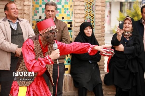 آیین نوروزخوانی همراه با جشنواره پخت سمنو در سمنان