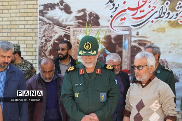 تشییع پیکر سه شهید گمنام در بوشهر-1