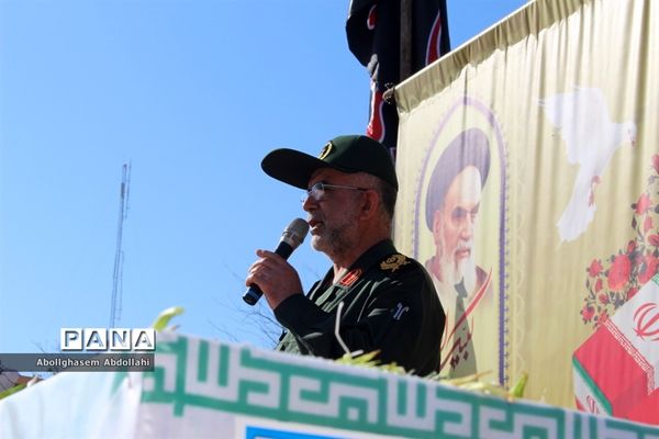 تشییع پیکر سه شهید گمنام در بوشهر-2