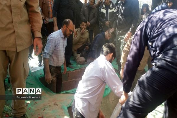 مراسم خاکسپاری  شهدای گمنام در ملارد