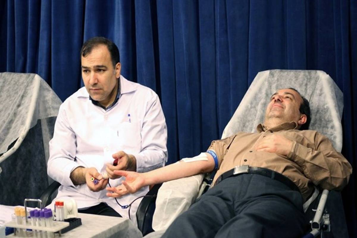 اهدای خون توسط استادان، دانشجویان و کارکنان دانشگاه تهران