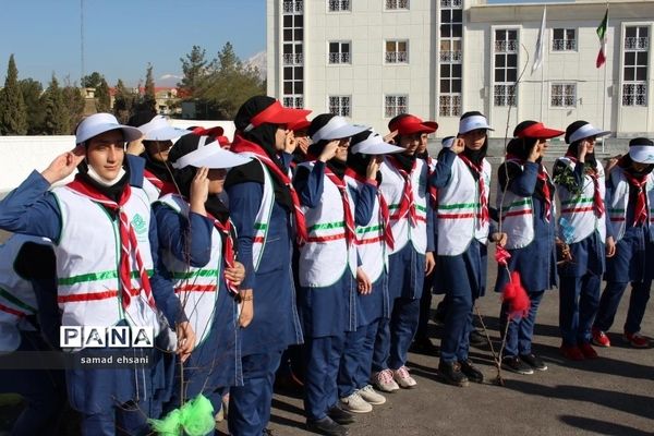 آیین برگزاری جشن تولد زمین (درختکاری) مدرسه مصلی نژاد یاسوج