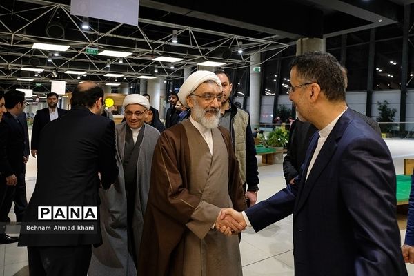 مراسم اعطای نشان یونسکو به فیلم سینمایی «۲۳ نفر»