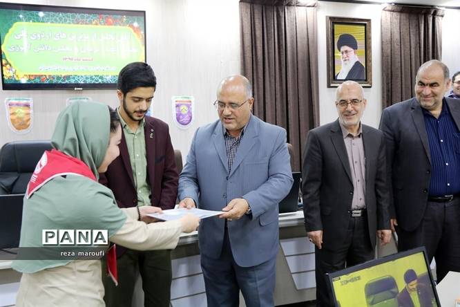 آیین تجلیل از برترینهای اردوی ملی،مجامع اعضا و مربیان و مجلس دانشآموزی