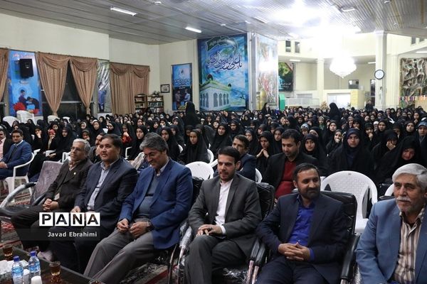 آغاز سی و هفتمین دوره مسابقات قرآن عترت و نماز دانش آموزان دختر خراسان رضوی