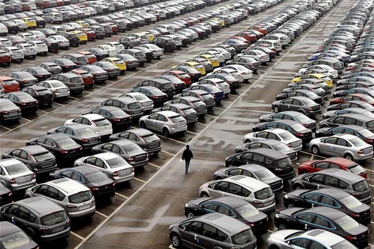 کاشانی‌نسب، عضو اتحادیه نمایشگاه‌داران خودرو: تب افزایش قیمت‌ها در بازار خودرو فروکش کرده است