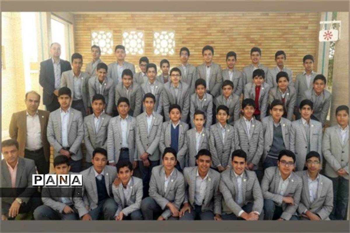 کسب رتبه اول دانش  آموزان دبیرستان شهید ذوالفقاری در مسابقات فرهنگی هنری شهرستان میبد