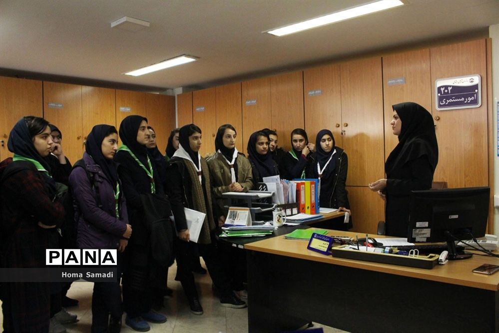 بازدید دانش‌آموزان تبریزی از شعب تامین اجتماعی