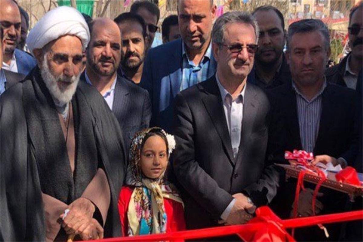 استاندار تهران  در اسلامشهر: زندگی در فضای امن  وسخن از شاخص‌های توسعه‌ای و رفاهی به برکت وجود شهدا، اندیشه‌های امام راحل و منویات رهبری است