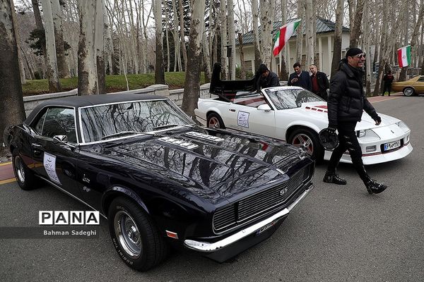 نمایش ماشین‌های تاریخی در کاخ سعد آباد