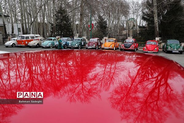 نمایش ماشین‌های تاریخی در کاخ سعد آباد