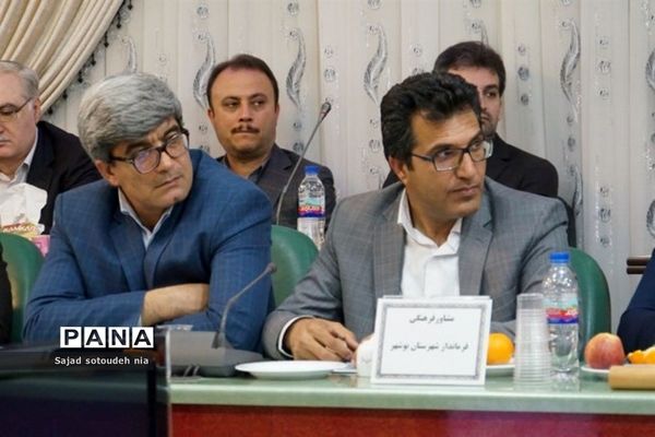 حضور نماینده ویژه رئیس جمهوری و وزیر بهداشت، درمان و آموزش پزشکی در شهرستان بوشهر