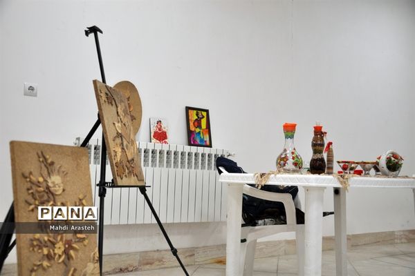 نمایشگاه دستاوردهای بانوان خبرنگار خراسان جنوبی
