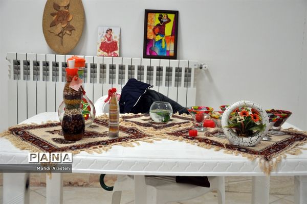 نمایشگاه دستاوردهای بانوان خبرنگار خراسان جنوبی