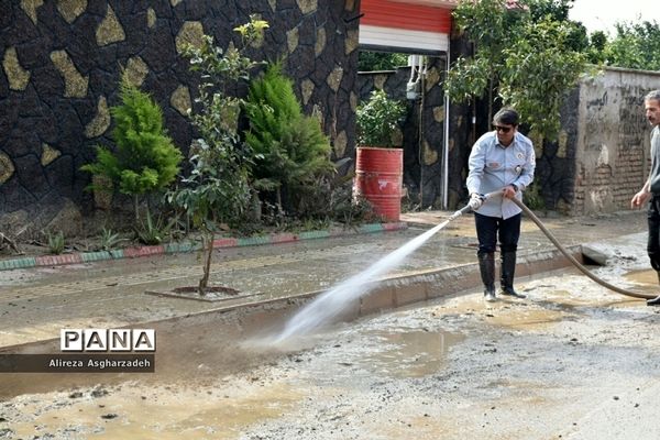 وضعیت مردم سیل‌زده در روستاهای دستنکلاه و تالارپشت سیمرغ